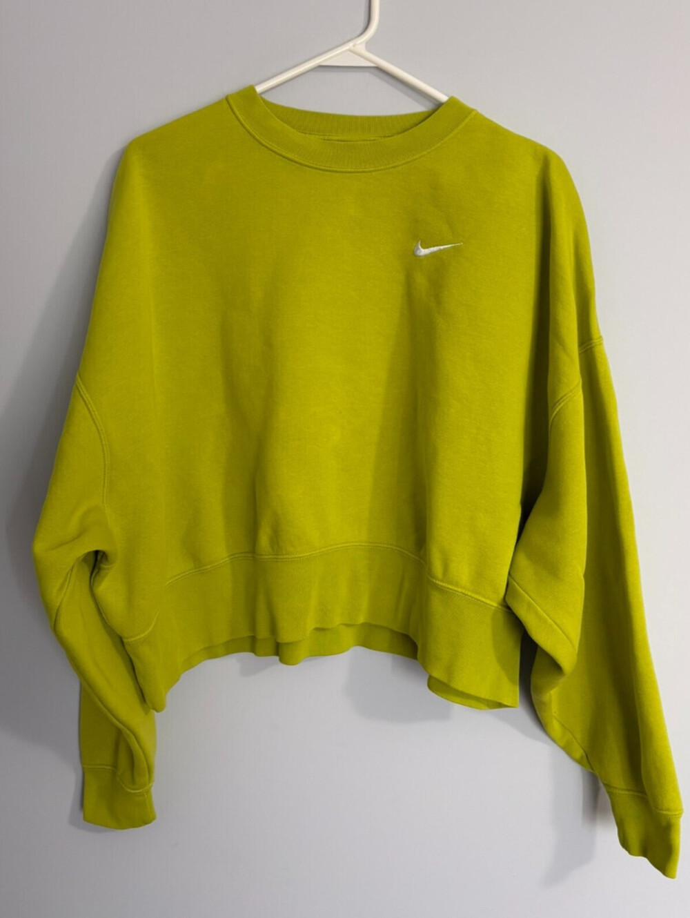 Nike Womens S Neon Green Embroidered Swoosh Oversized Cropped Sweatshirt Fleece